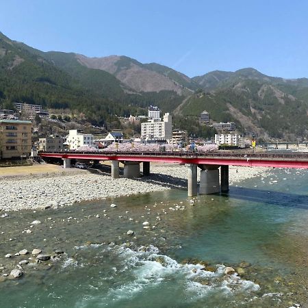 花緑里-Hanamidori-乙原のやど 岐阜下呂温泉郡上飛騨金山湖畔リゾート Gujo Esterno foto