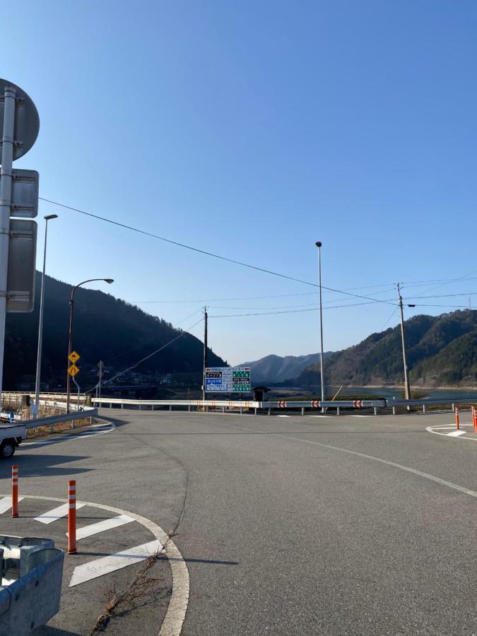 花緑里-Hanamidori-乙原のやど 岐阜下呂温泉郡上飛騨金山湖畔リゾート Gujo Esterno foto
